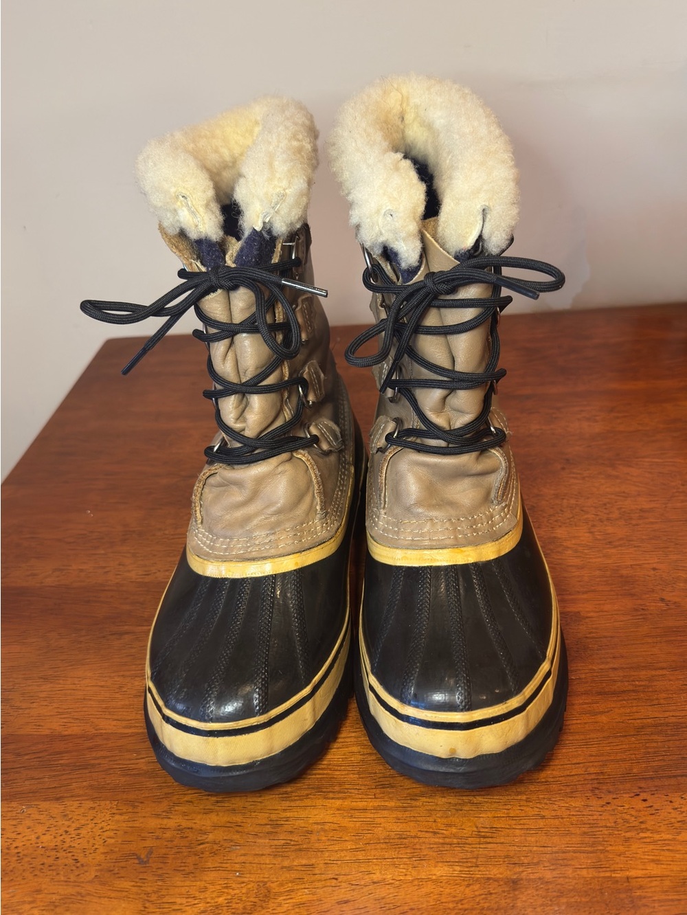 Sorel Caribou Waterproof Snow Boots | Men’s 7 / Women’s 8–8.5 | Made in Canada